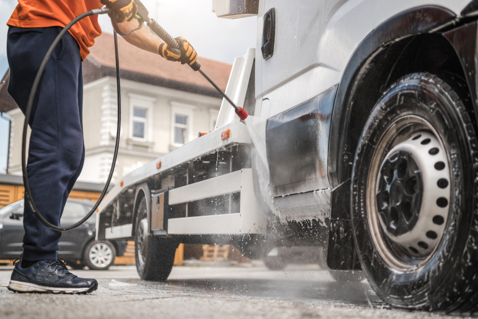 Pressure Washing Service in Medicine Hat